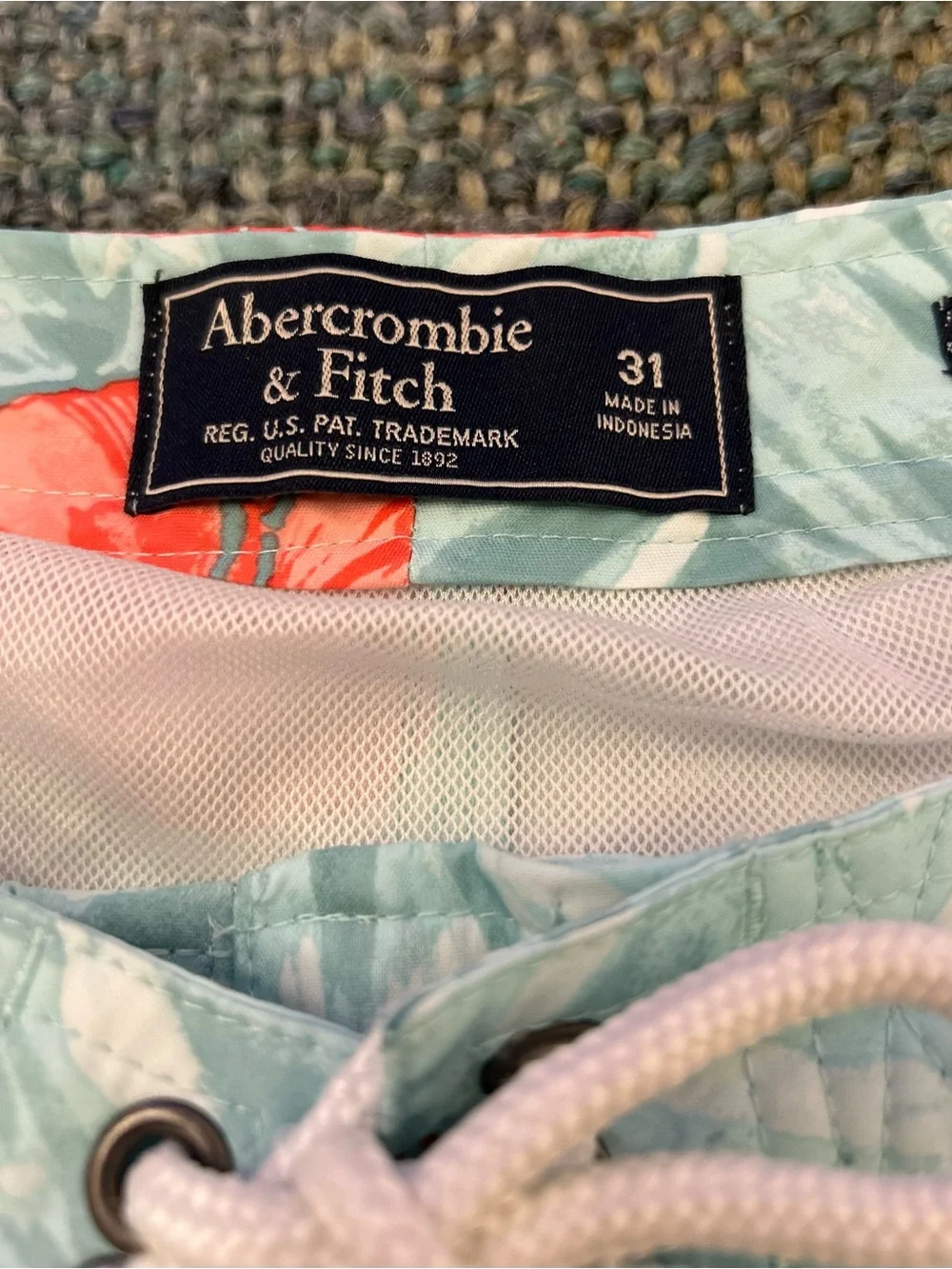 Abercrombie & Fitch Shorts Blue Cargo Floral Lined Board Swim Men’s 31